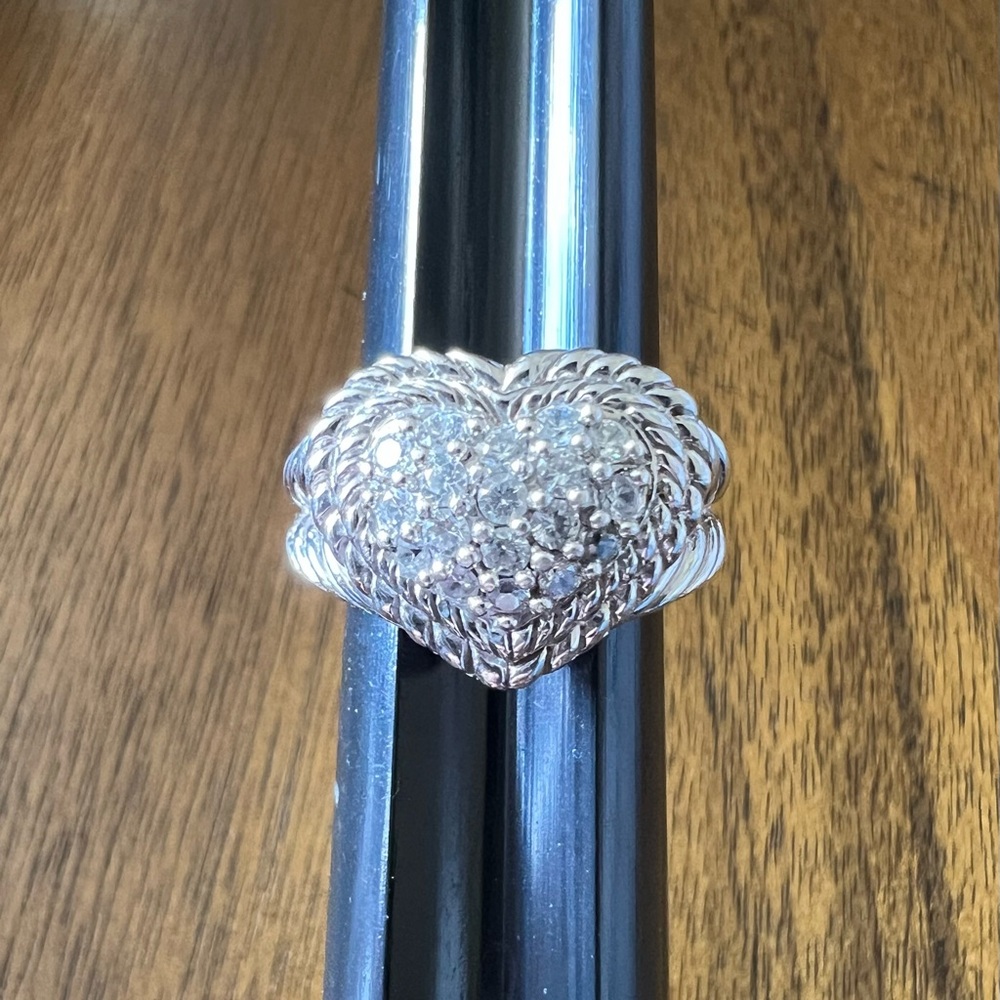 Judith Ripka Sterling Silver Pavé Heart Diamonique CZ Ring Size 6 - Picture 7 of 15
